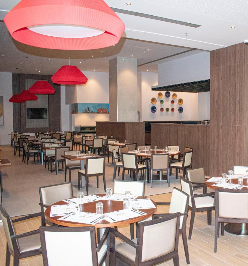 Az Hotels Grand Oran Es Senia Bagian luar foto